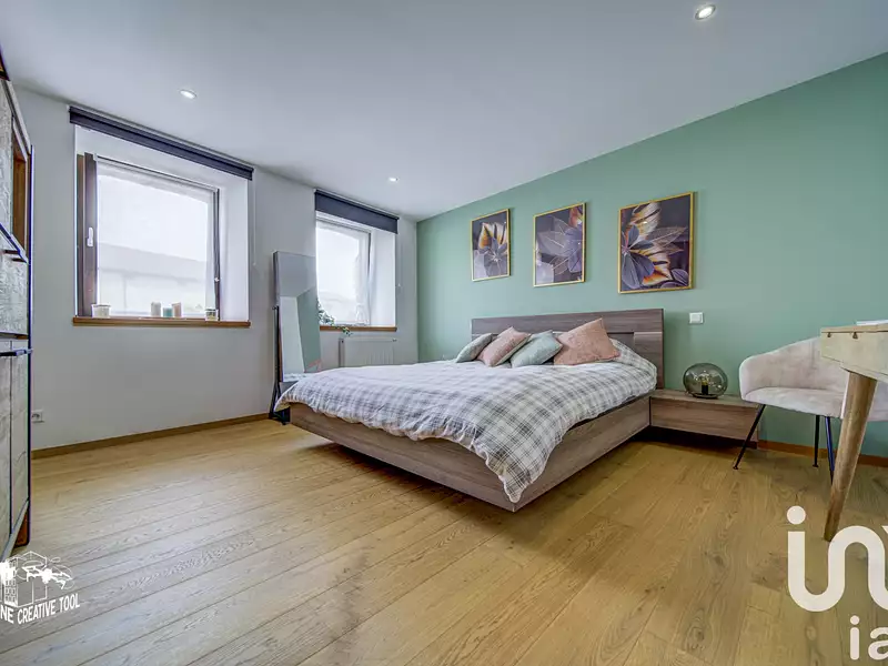 Maison, 255 m²