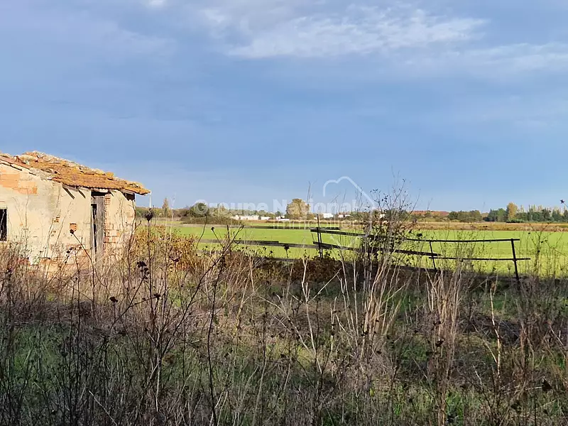 Terrain, 40 380 m²