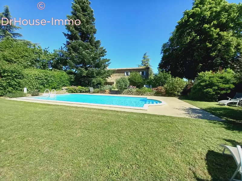 Maison, 330 m²