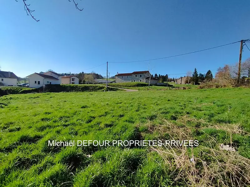 Terrain, 842 m²