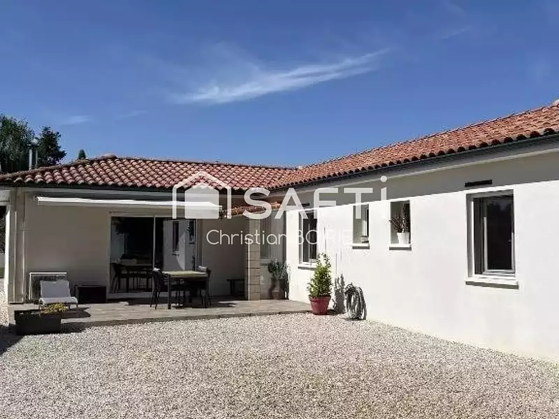 Maison, 114 m²