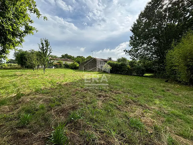 Terrain, 850 m²