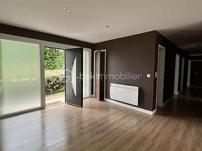 Maison, 182 m²