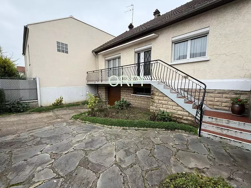 Maison, 140 m²