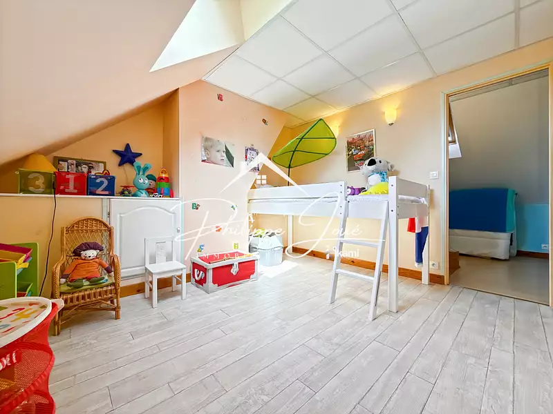 Maison, 260 m²