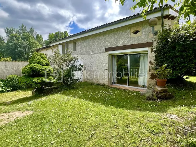 Maison, 300 m²