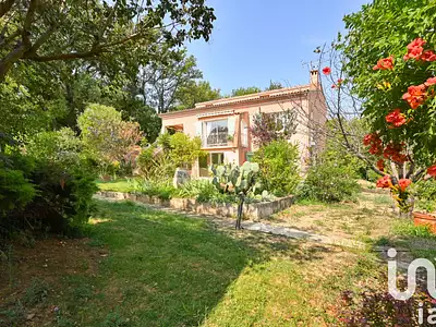 Maison, 220 m²