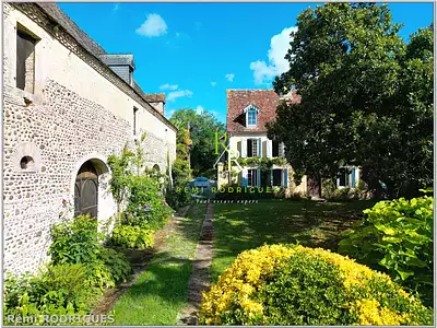 Maison, 325,57 m²