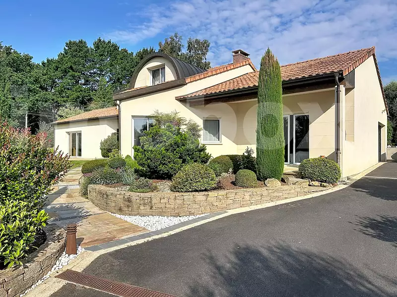 Maison, 207 m²