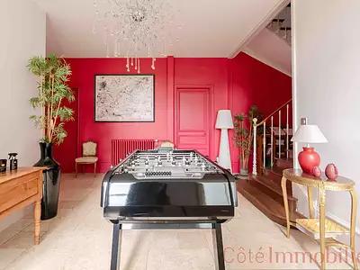 Maison, 374 m²