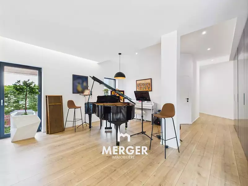 Maison, 330 m²
