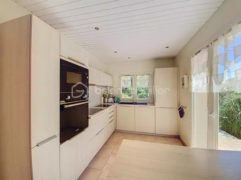 Maison, 93 m²