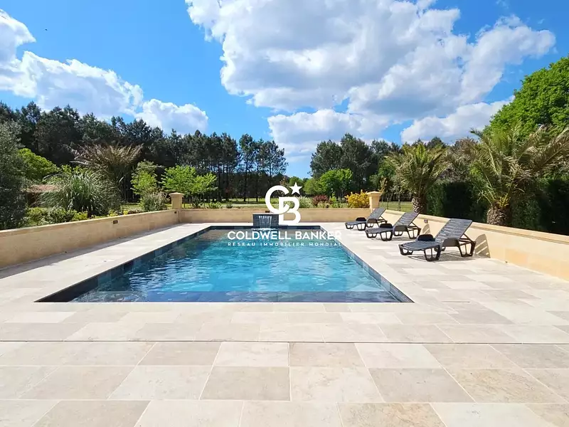 Maison, 162 m²