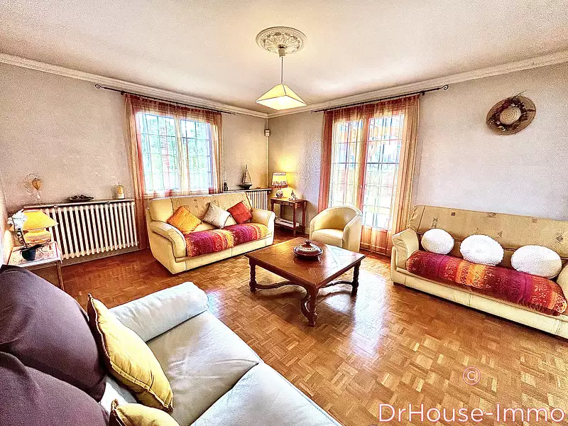 Maison, 174 m²