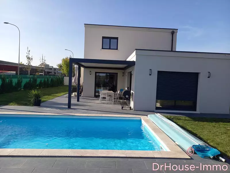 Maison, 155 m²