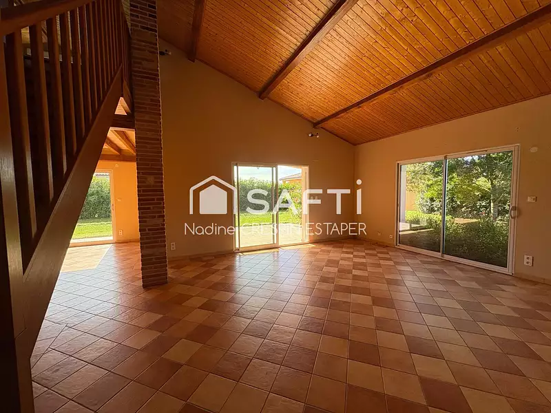 Maison, 151 m²