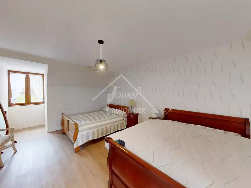 Maison, 176 m²