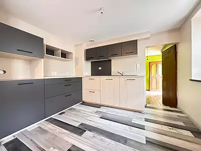 Immeuble, 170 m²