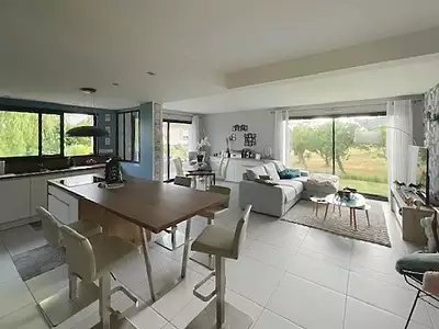 Maison, 160 m²