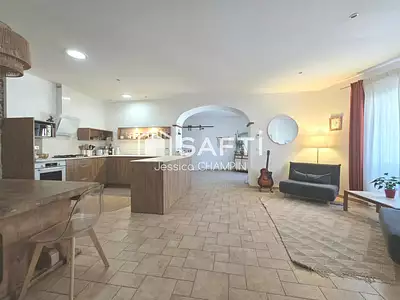 Maison, 210 m²