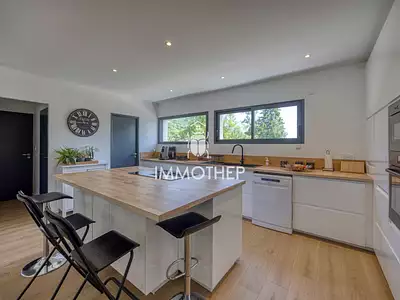 Maison, 145 m²