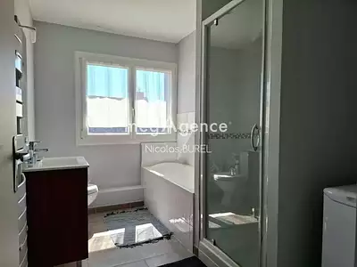 Immeuble, 133 m²
