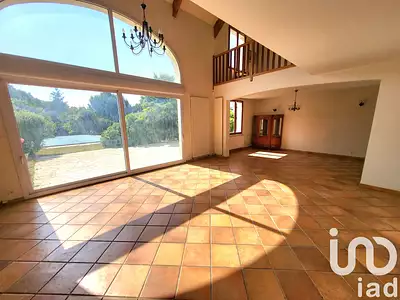 Maison, 200 m²