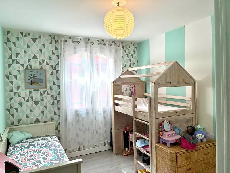 Maison, 250 m²