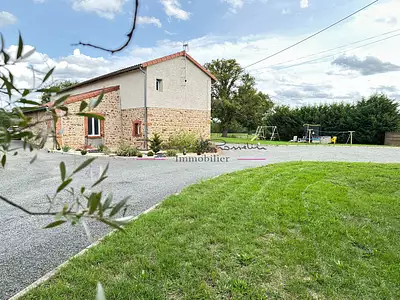 Maison, 245 m²