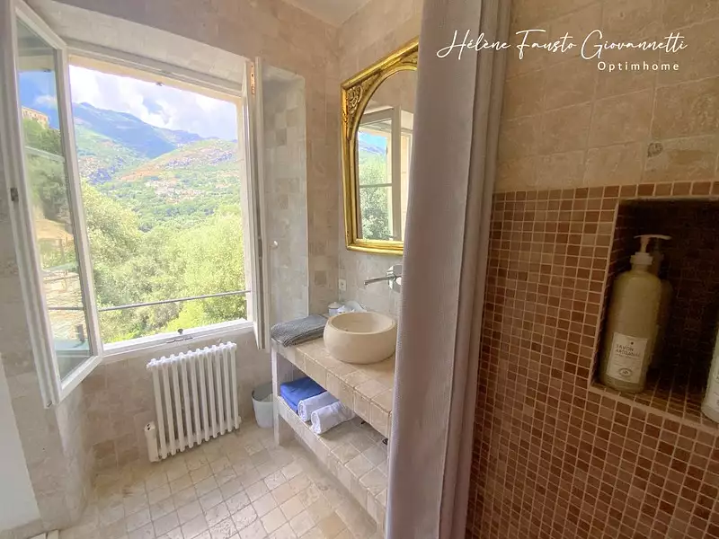 Maison, 175 m²