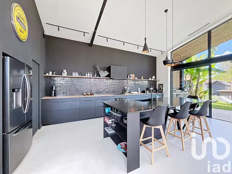 Maison, 227 m²