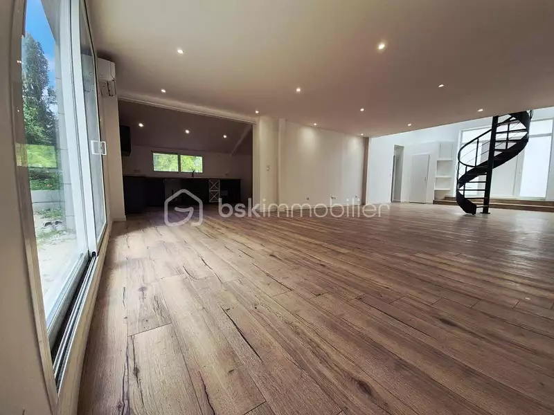 Maison, 147 m²
