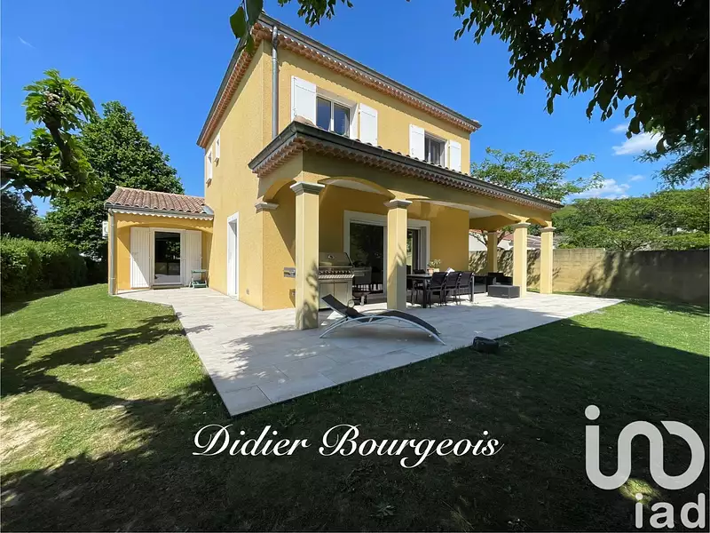 Maison, 185 m²