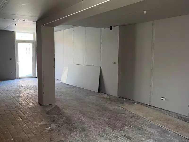 Divers, 60 m²