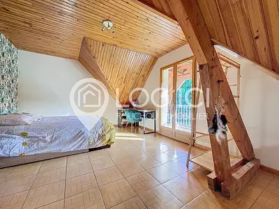Maison, 202 m²
