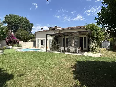 Maison, 210 m²