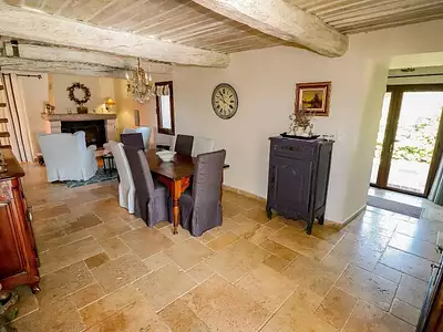 Maison, 166 m²