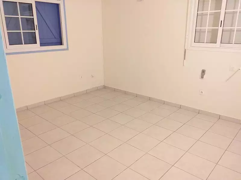 Immeuble, 300 m²