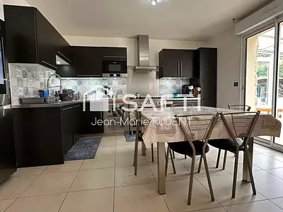 Maison, 132 m²