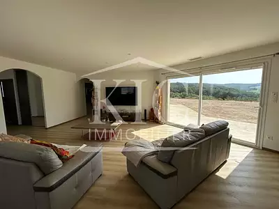 Maison, 180 m²