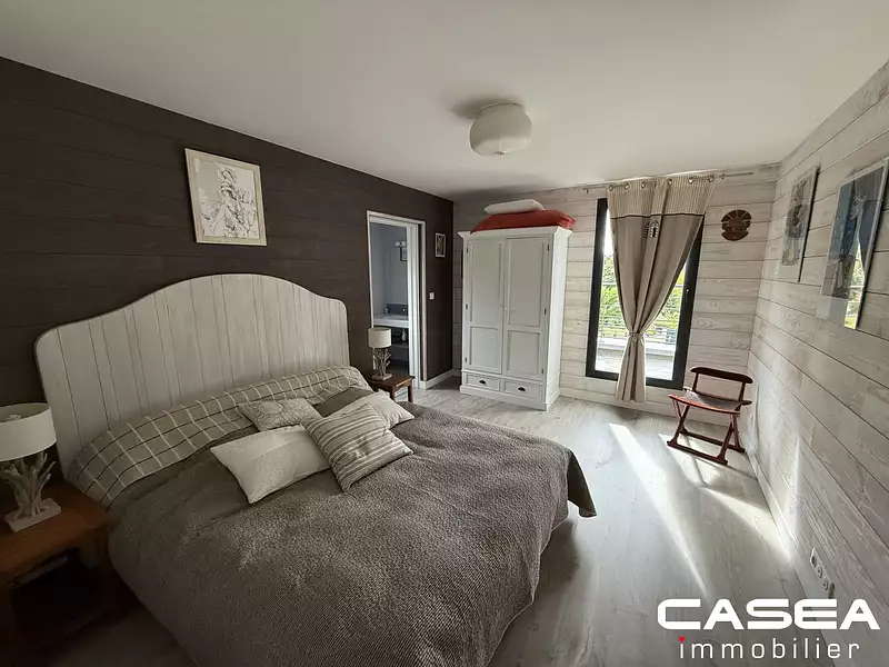 Maison, 230 m²