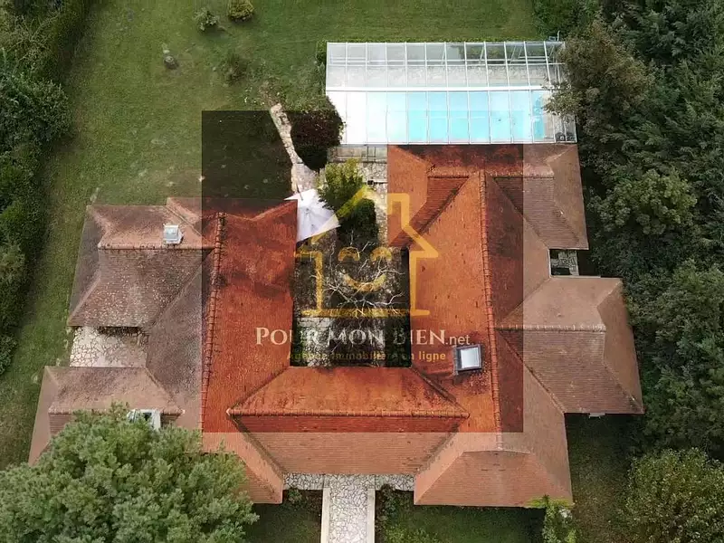 Maison, 227 m²