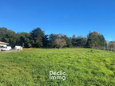 Terrain, 887 m²