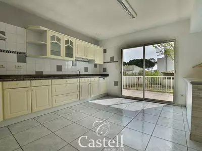 Maison, 153 m²