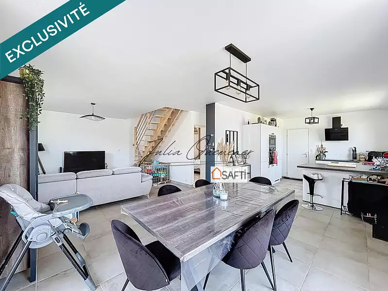 Maison, 105 m²