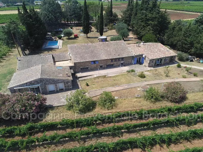 Maison, 490 m²