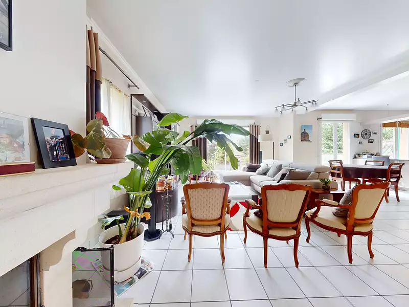 Maison, 200 m²