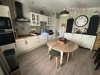 Maison, 235 m²