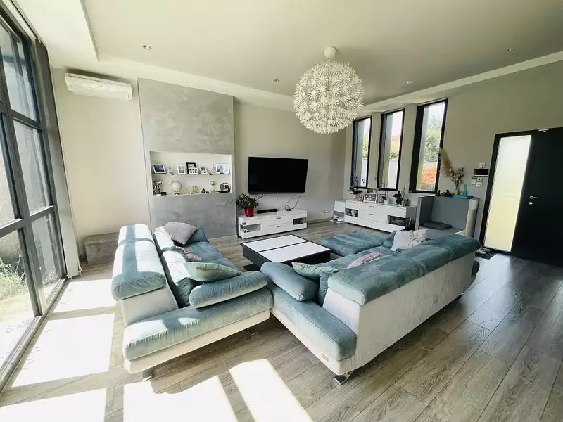Maison, 170 m²
