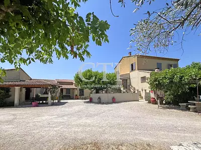 Maison, 385 m²